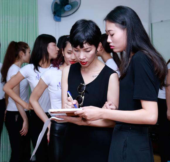 Mai Giang hỗ trợ thí sinh Mẫu và Tài năng Việt Nam 2015 1