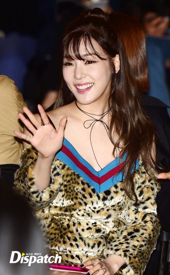 Tiffany (SNSD) 'tra tấn thị giác' vì mặc xấu tại Seoul Fashion Week 11